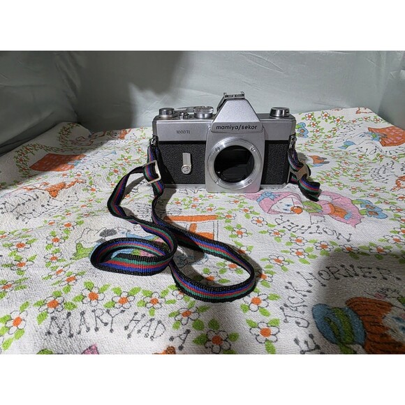 Mamiya Sekor 1000 DTL 35mm SLR Film Camera with Strap, Untested - Picture 1 of 6